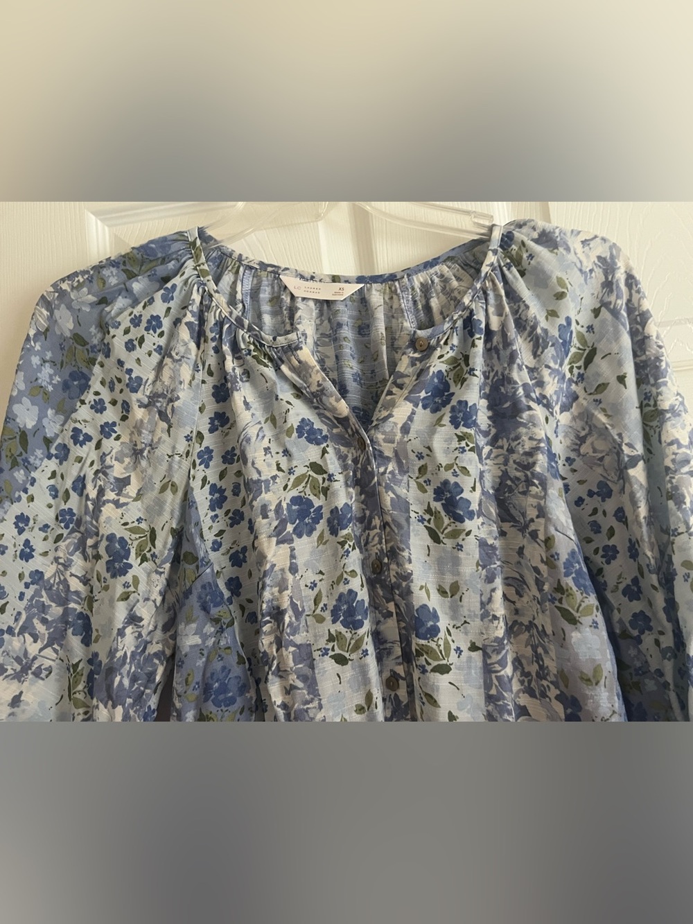 LC Lauren Conrad Light Blue Floral Peasant Blouse